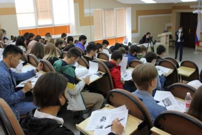 В Астрахани более шести тысяч участников написали «Диктант Победы» - ast.mk.ru - Астрахань - Астраханская обл.