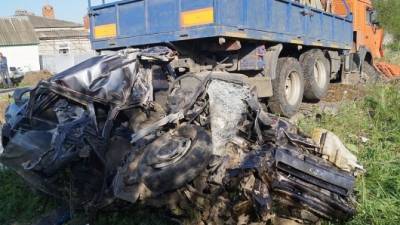 В Курганинском районе Краснодарского края в ДТП погибли два человека - usedcars.ru - Краснодарский край - район Курганинский - Камаз