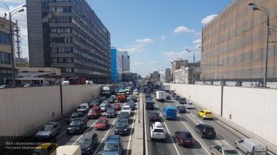 Перечислены советы водителям, помогающие развлечь себя в глухой пробке - newinform.com
