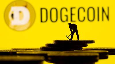SpaceX профинансирует запуск спутника на Луну криптовалютой Dogecoin - iz.ru - Канада