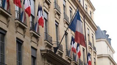 Шарль Де-Голль - Французские военные поддержали письмо правительству о "распаде" республики - polit.info - Франция - Париж - Алжир