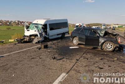 На Ровенщине в жутком ДТП погибла семья, в том числе - младенец - kp.ua - Киев - Закарпатская обл. - Ровно - район Ровенский