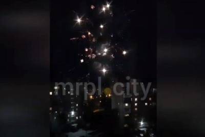 В Мариуполе неизвестные устроили запрещенный салют - real-vin.com - Донецк - Мариуполь