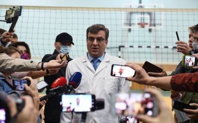 Александр Мураховский - Пропавший в лесу трое суток назад глава омского Минздрава сам вышел к людям - interfax-russia.ru - Омск - Омская обл.