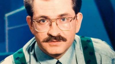 Сын Владислава Листьева рассказал о необычной выставке памяти журналиста - vesti.ru