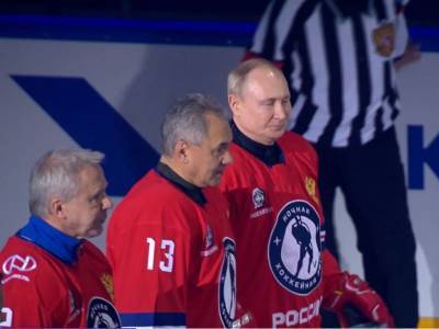 Владимир Путин - Путин после двух прививок решил сыграть в хоккей и забил две шайбы в Сочи - sobesednik.ru - Сочи