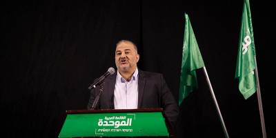 Яир Лапид - Мансур Аббас - Правительство единства под угрозой: Аббас заморозил переговоры с “блоком перемен” - detaly.co.il