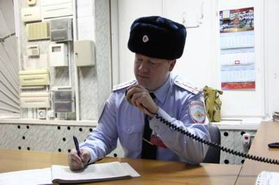На Камчатке мужчина устроил стрельбу из строительного пистолета в отделе полиции - rosbalt.ru - Елизово