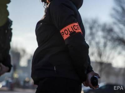 Во Франции - Во Франции на полицейских напала женщина с ножом, в нее выстрелили - gordonua.com - Франция