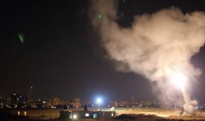 Джонатан Конрикус - Израильская армия заявила о запуске 200 ракет за ночь из сектора Газа - newizv.ru - Восточный Иерусалим