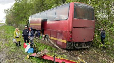 В Воронежской области автобус с 44 пассажирами из-за порывистого ветра попал в ДТП - vestivrn.ru - Москва - Донецк - Воронежская обл.