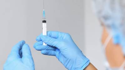Михал Дворчик - Польша законтрактовала на год около 100 млн доз вакцин от COVID-19 - russian.rt.com