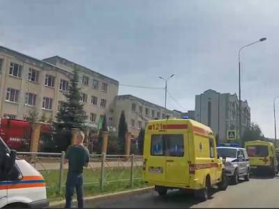 Підліток відкрив стрілянину в російській школі: є жертви - fakty.ua - Росія