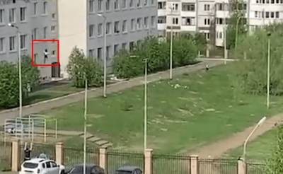 Стрельба в школе Казани: двое школьников погибли, выпрыгнув из окна (видео) - sharij.net - респ. Татарстан - Казань