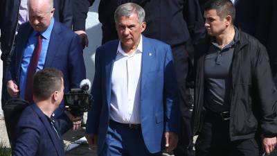 Рустам Минниханов - Президент Татарстана: Жертвами нападения на школу в Казани стали семеро детей и учительница - mir24.tv - респ. Татарстан - Казань