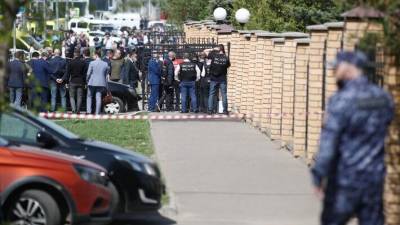 В вузе «ТИСБИ», где учился казанский стрелок, отказались комментировать его поступок - polit.info - Россия - респ. Татарстан - Казань