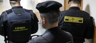 Судебные приставы в Петрозаводске на плечах сотрудников управляющей компании штурмовали их офис - stolicaonego.ru - Петрозаводск