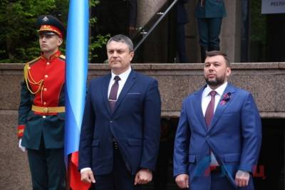 Леонид Пасечник - Николай Расторгуев - На празднование Дня Республики в Донецк прибыла делегация из ЛНР - mk.ru - ДНР - Донецк - ЛНР - Апсны - Луганск - респ. Южная Осетия