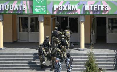 Рустам Минниханов - Александр Хинштейн - Стрельба в школе в Казани: главное о случившемся и комментарий конфликтолога - tv2.today - респ. Татарстан - Казань