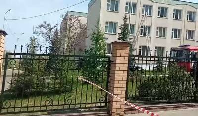 Ильназ Галявиев - Ловушка для детей: высокие заборы вокруг школ - на руку террористам? - newizv.ru - респ. Татарстан - Казань