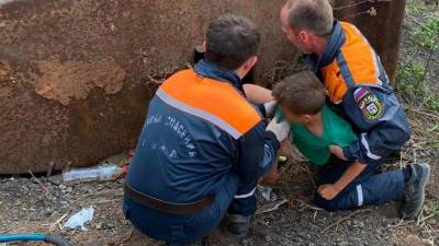 В Уфе 11-летний пропавший мальчик застрял в железной ёмкости - bash.news - Башкирия - Уфа