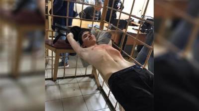 Ильназ Галявиев - В интернете появилось видео допроса 19-летнего «казанского стрелка» - runews24.ru - Казань