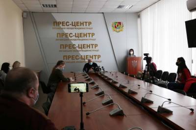 За апрель в Луганской области COVID-19 заболели почти 6 000 человек, - брифинг - vchaspik.ua - Луганская обл. - Луганск