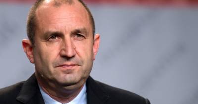 В Болгарии президент распустил парламент и утвердил временное правительство - dsnews.ua - Болгария