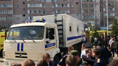 Ильназ Галявиев - Психолог назвал проблему, которая привела к стрельбе в казанской школе - polit.info - Россия - Казань