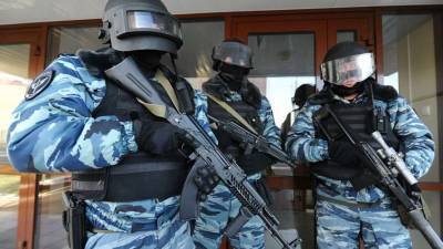 Александр Шерин - В РФ призвали ввести Росгвардию во все школы страны - lenta.ua - Россия - Казань