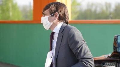 Владимир Путин - Дмитрий Песков - Сергей Кравцов - Ильназ Галявиев - Кравцов доложил Путину о встречах с учителями и родителями школьников в Казани - iz.ru - Казань