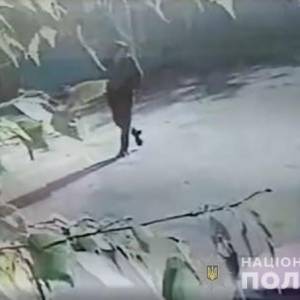 В Запорожской области задержали мужчину, который вломился в дом и ограбил пенсионерку. Фото - reporter-ua.com - Запорожская обл. - Запорожье