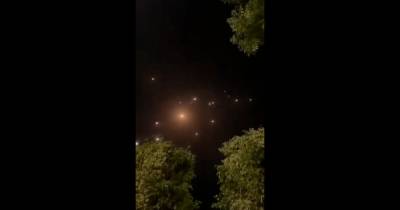 Боевики ХАМАС начали ракетный обстрел по Тель-Авиву (фото, видео) - focus.ua - Израиль - Тель-Авив - Холон - Обстрелы
