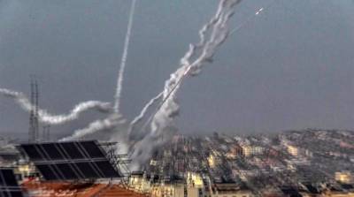 Джонатан Конрикус - Палестинцы нанесли ракетный удар по Тель-Авиву: десятки ракет в воздухе - ru.slovoidilo.ua - Тель-Авив