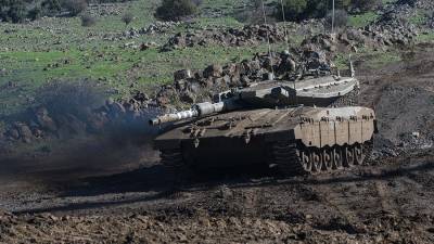 Очевидцы заявили о стягивании израильских танков к сектору Газа - iz.ru - Тель-Авив - Лод - Ашкелон