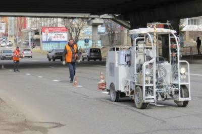 Разметку дорог обновляют в Хабаровске - hab.aif.ru - Хабаровск