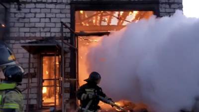 Пожар вспыхнул в цехе по производству угля под Иркутском - iz.ru - Иркутская обл. - Израиль - Иркутск