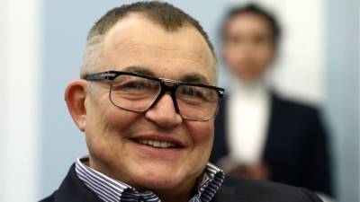 Дмитрий Дибров - Иван Ургант - «Даже не представляете»: брал ли взятки Дибров в «Кто хочет стать миллионером?» - 5-tv.ru - Россия