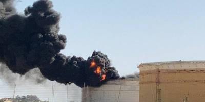 Из-за пожара на нефтехранилище жителей Ашкелона просят не выходить на улицу - detaly.co.il - Ашкелон