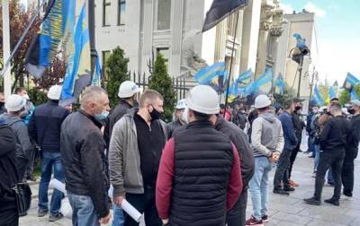 Михаил Волынец - В Киеве начались акции протеста шахтеров - korrespondent.net - Киев - Луганская обл. - Львовская обл. - Донецкая обл.