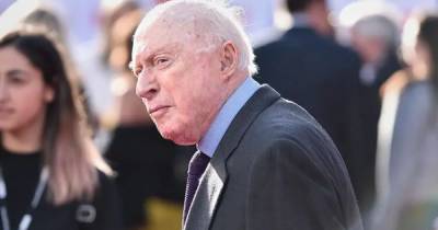 Умер старейший актер в мире, снимавшийся у Чаплина и Хичкока - dsnews.ua - США - Лос-Анджелес - шт.Нью-Джерси