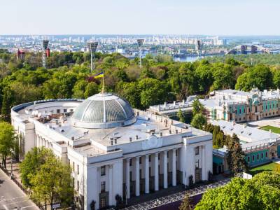 "Слуга народа" удерживает лидерство в рейтинге партий, "Евросолидарность" на втором месте – опрос - gordonua.com