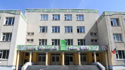 Суд изберёт меру пресечения стрелявшему в казанской школе в открытом режиме - russian.rt.com - Казань
