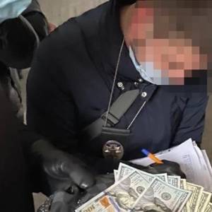 Врач в Одесской области требовал 11 тысяч долларов взятки за операцию на сердце - reporter-ua.com - Одесса - Одесская обл.