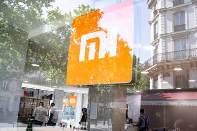 Дональд Трамп - Bloomberg: Власти США согласились исключить Xiaomi из списка санкционных компаний после встречного иска - itc.ua - США