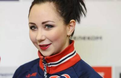 Елизавета Туктамышева - Елизавета Туктамышева в красном купальнике показала упругую грудь - pupolita.ru - Мальдивы