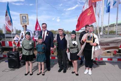 Иоанн Кронштадтский - День Победы в Германии: Гамбург почтил память павших геров - mknews.de - Таджикистан