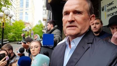 Виктор Медведчук - Иван Баканов - Ирина Венедиктова - Медведчук прибыл в ОГП и заявил, что готов к аресту - sharij.net