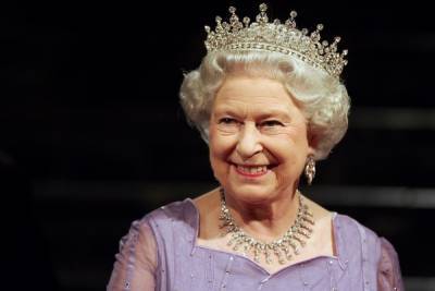 Елизавета II - принц Филипп - Британский ведущий случайно объявил о кончине Елизаветы II - mk.ru - Англия - Twitter
