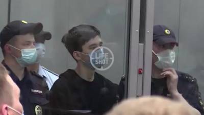 Ильназ Галявиев - В Казани суд арестовал на два месяца обвиняемого в нападении на школу - piter.tv - Казань